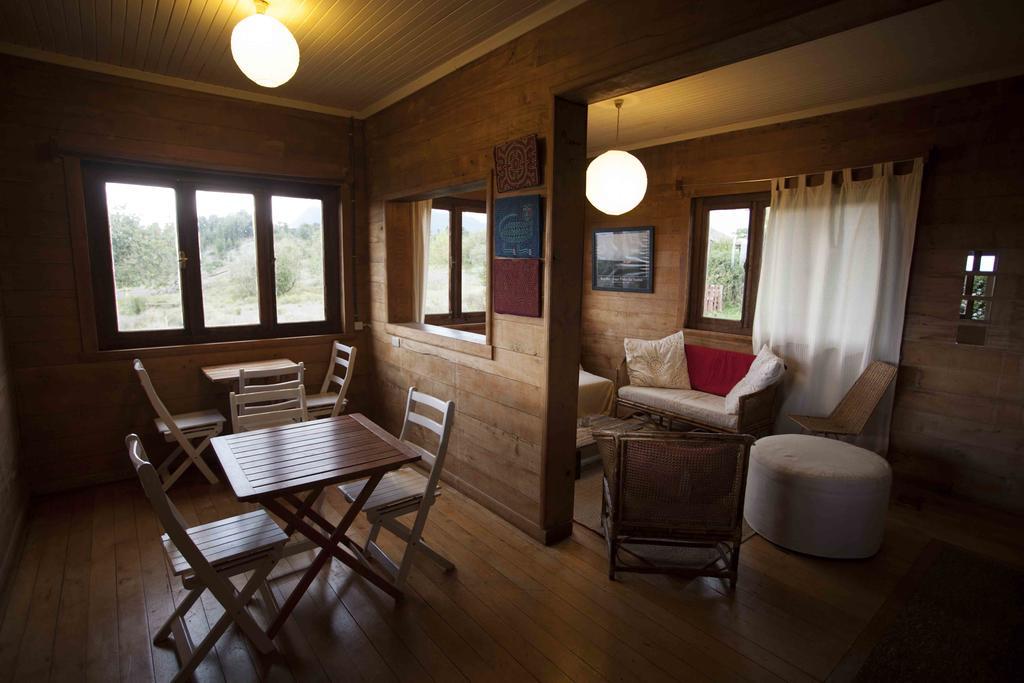 Quila Hostal ลา เอนเซนาดา ภายนอก รูปภาพ