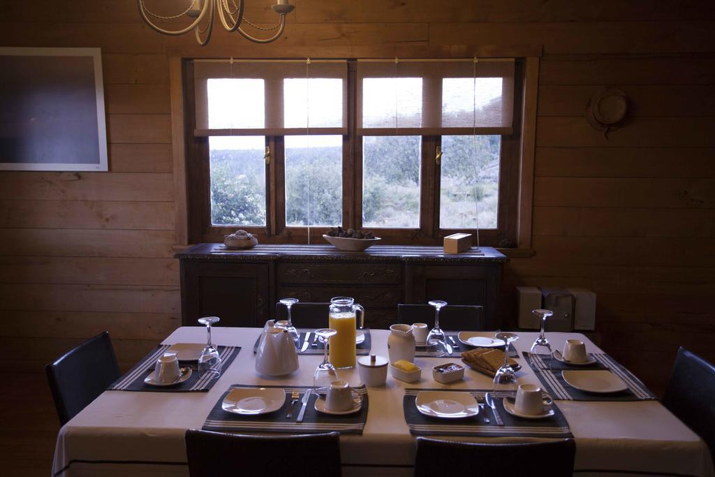 Quila Hostal ลา เอนเซนาดา ภายนอก รูปภาพ